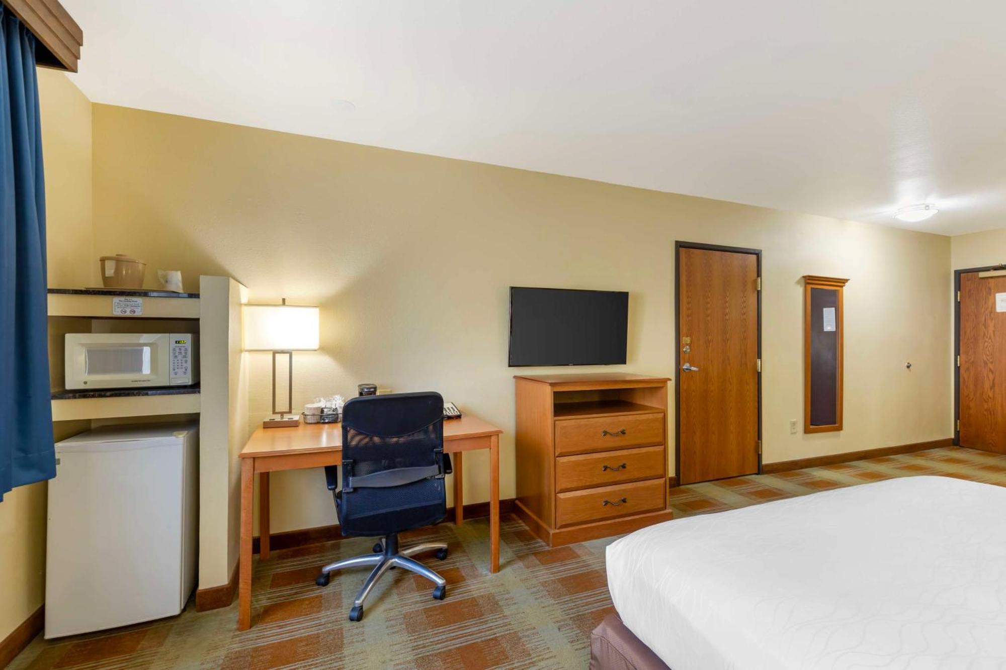 Best Western Kiva Inn Fort Collins Exterior photo