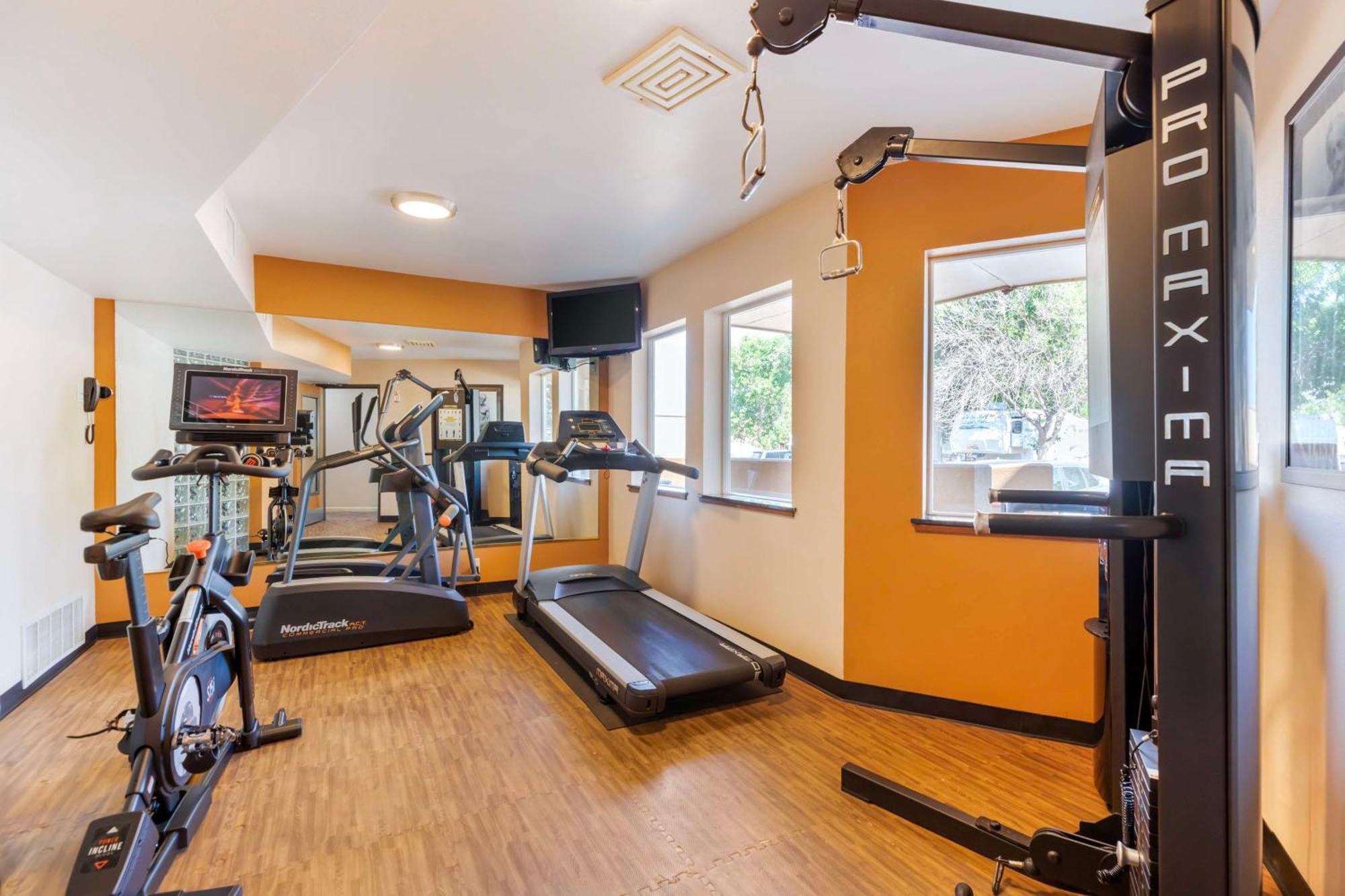 Best Western Kiva Inn Fort Collins Exterior photo